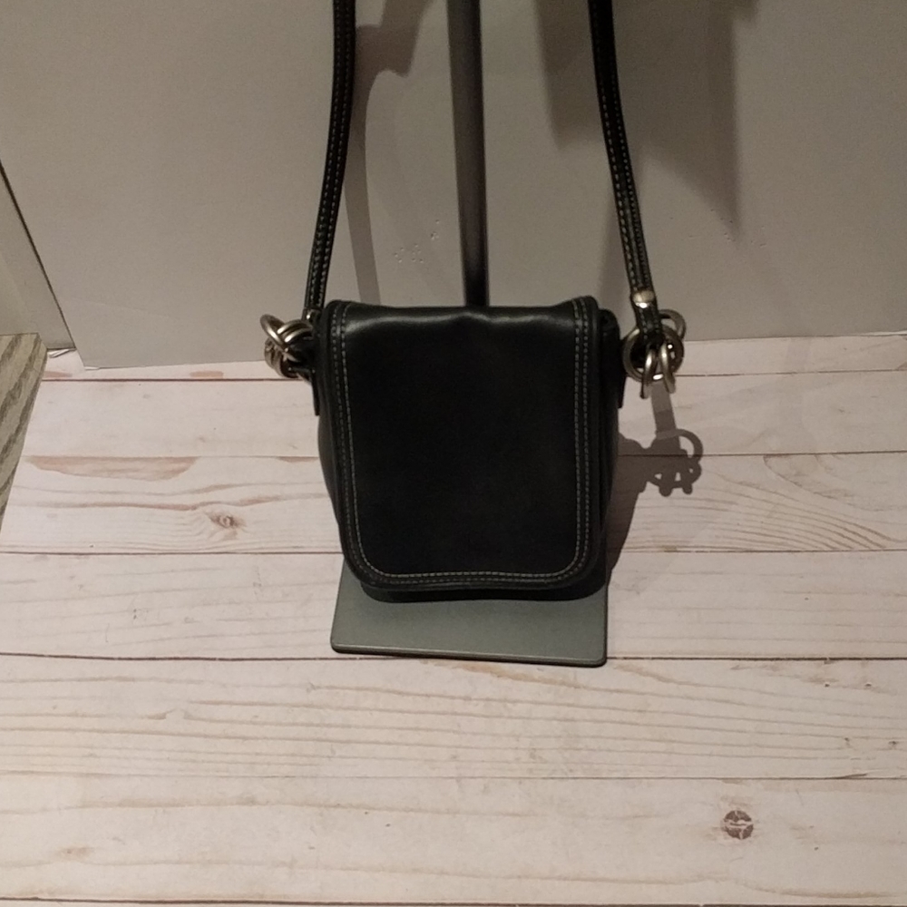 🍀🌸 Small Crossbody by EXP👠🍀 - Picture 3 of 8